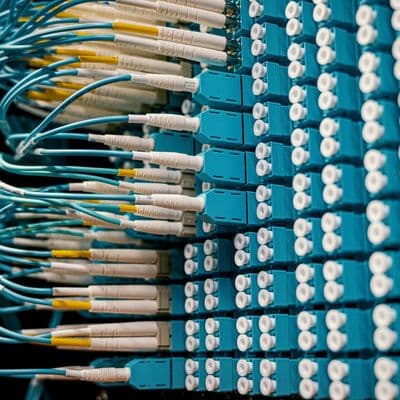 Fibre-optic patch panel